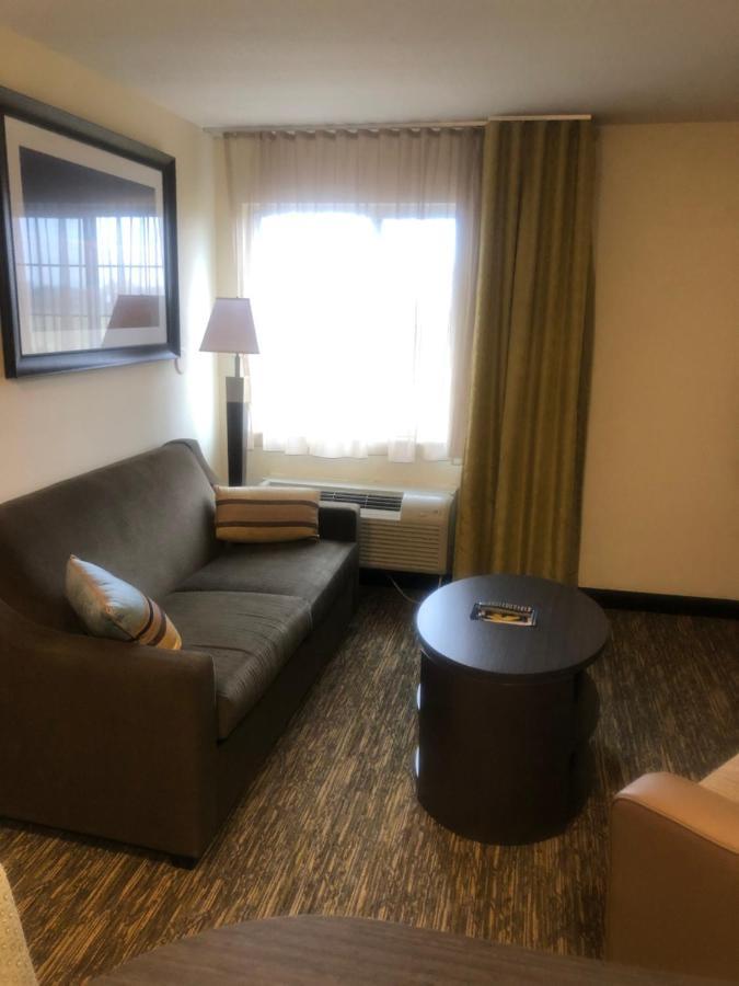 Candlewood Suites Owasso By Ihg Esterno foto