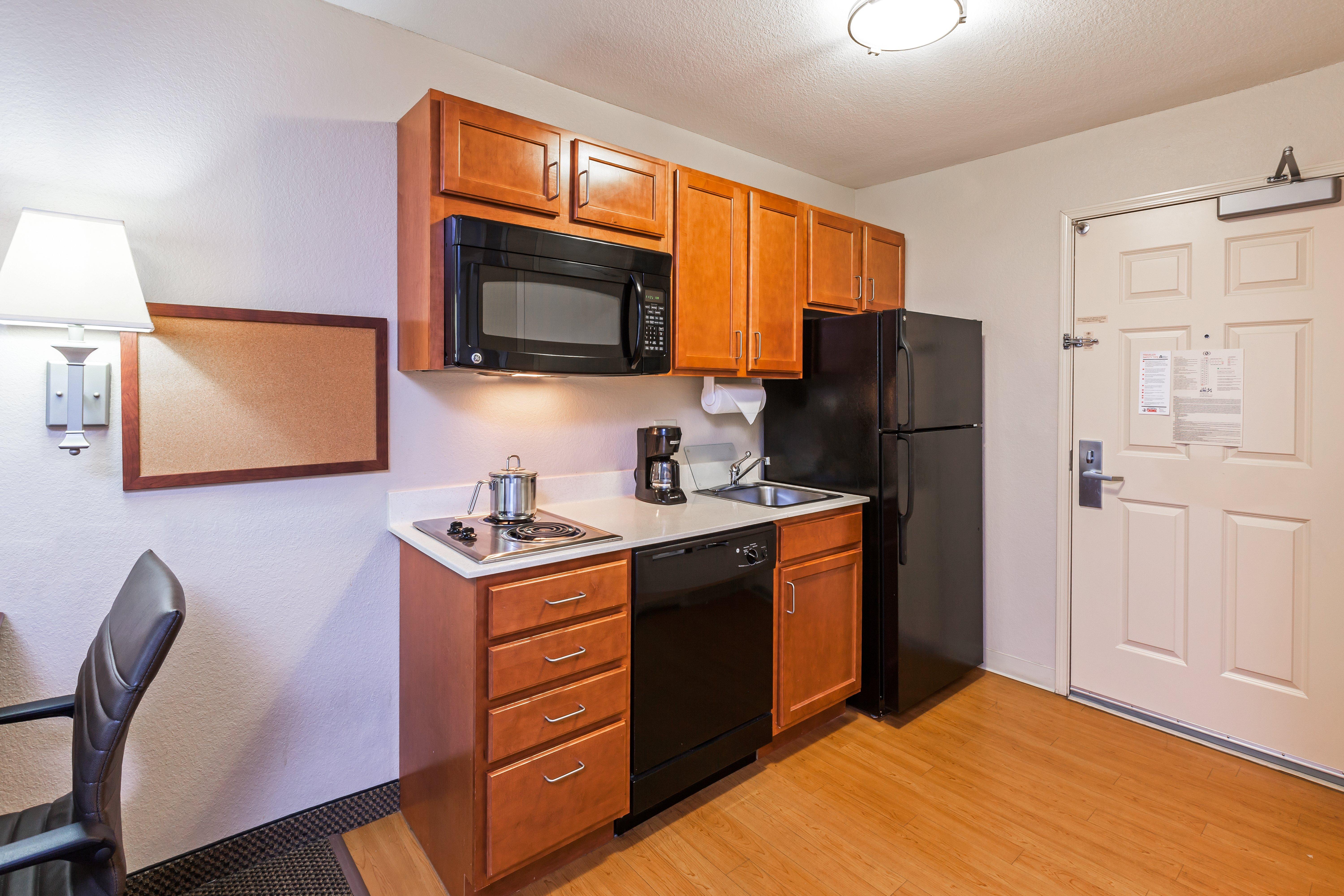 Candlewood Suites Owasso By Ihg Esterno foto